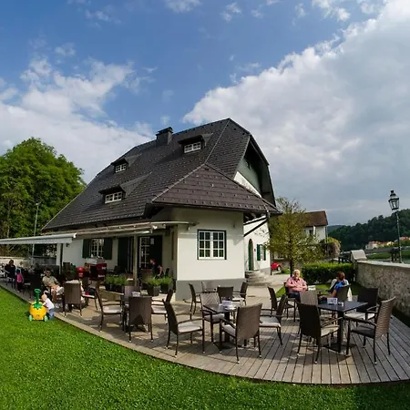 Hiša za goste Monet 4*